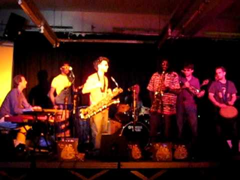 Yegelle Tezeta performed by Les Freres Smith.AVI