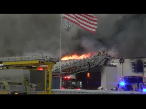 Massive blaze with explosions in Colonie