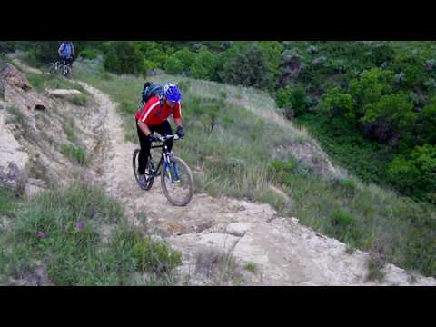 6.12.10 Kyle Jason Jason climb some rocks