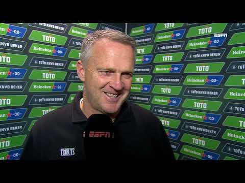 Van den Brom verklaart nederlaag: "De absolute wil om te verdedigen mis ik"