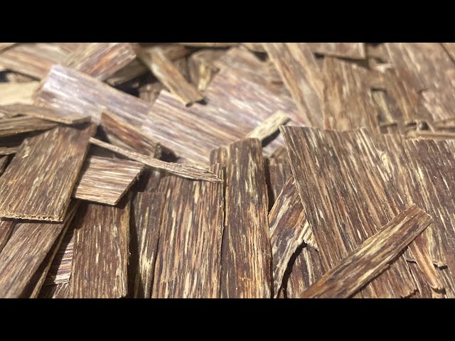 رقائق العود