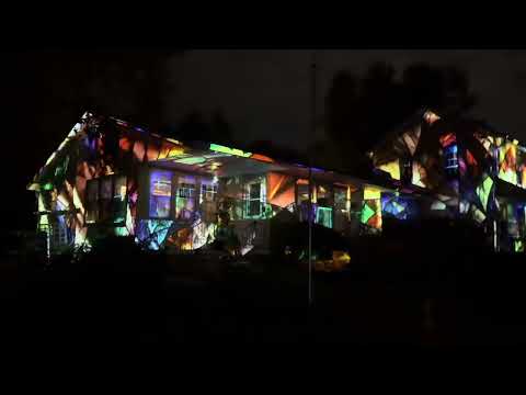 Luxedo 3 Projector - LuxStudio Creation