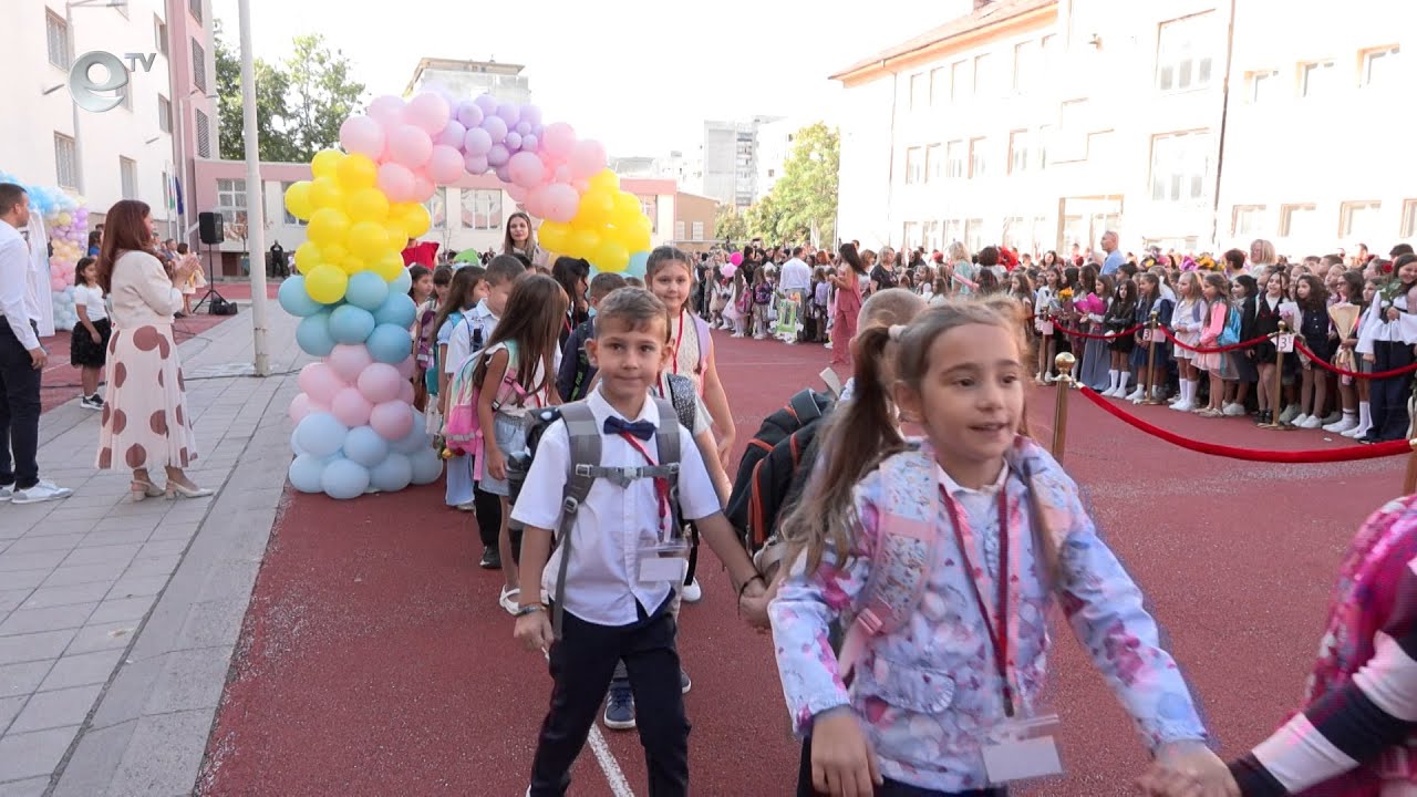 Училищният звънец удари в 75 училища в област Хасково