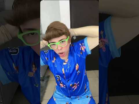 Lukas bailando la matraca 🤣🤣