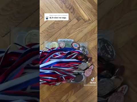 VUK STAVLJA SVE MEDALJE NA VAGU!