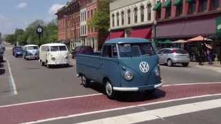 preview picture of video 'Six classic VW Buses cruise downtown Ypsilanti, MI.'