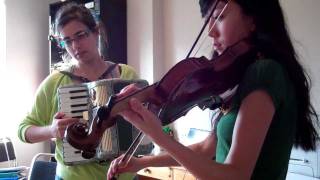 Margaret Ann Robertson - violin & accordion