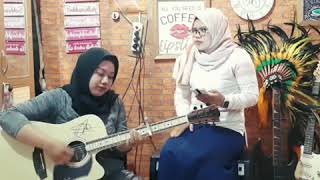 Download lagu LAGU KUTAI JAJAK PENYEK WITH MY SISTER mp3