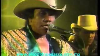 Popurri Mal amor - Un golpe mas Bronco En Vivo