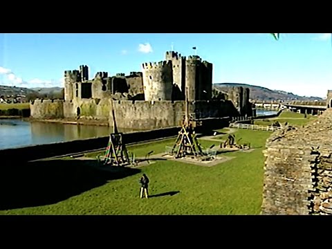 IL CASTELLO MEDIEVALE E IL SUO  ASSEDIO - Da Ulisse   Sintesi