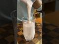 MILKSHAKE DE MORANGO