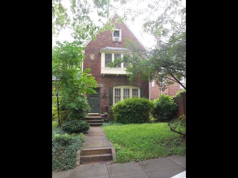 Spacious 6 bedroom 3.5 bath Tudor Townhouse w/Deck close to Georgetown University & Hospital property video