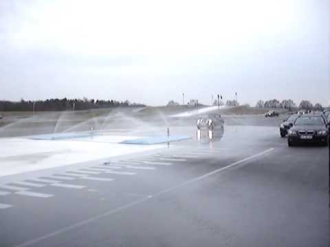 Melda im Babyporsche beim ADAC FST auf der Dynamikplatte