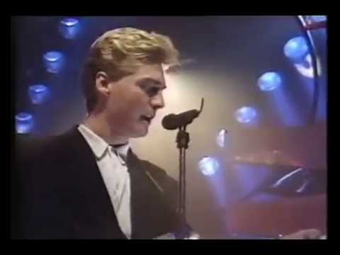Living In A Box - Room In Your Heart (TOTP)