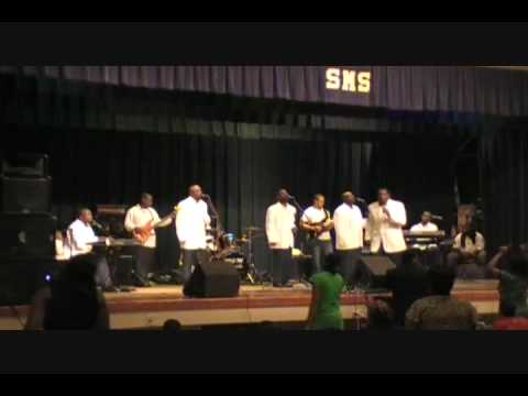 Michael Boykin and the Mighty Voices - The Lord Is Blessing Me