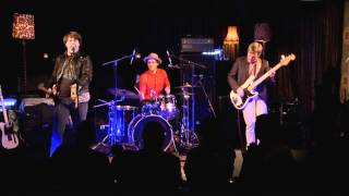 The Samsung Naked Sessions - Dictaphone Blues - Part 1 of 2