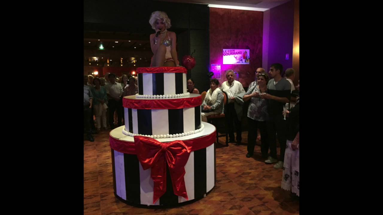 Gateau géant
