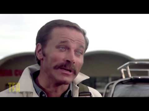 afbeelding Mark Helfrich on ELECTRIC BOOGALOO