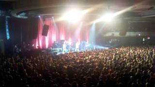 Faith No More - This Town Ain't Big Enough / Digging the Grave Live @ Hollywood Palladium 2010-12-01