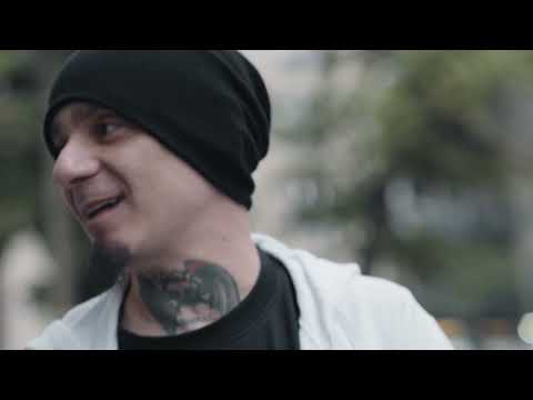 Enzo Jannacci Vengo anch'io, film di Giorgio Verdelli - Clip con J-Ax