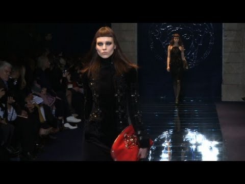 Milan / Versace Ready-To-Wear Fall/Winter 2012/13 (fashion show)