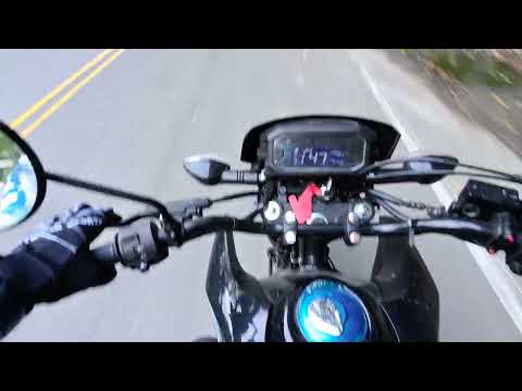 Ruta peligrosa entre San Luis y Santuario, Antioquia. Recorrido en XR 190 2.0 de Honda