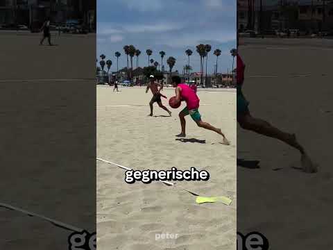 Dieses Baseballspiel am Strand ist viel schwieriger, als es aussieht! 🤯
