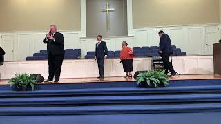 The Perry’s singing “Did I Just Heard The Thunder”