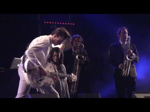 Caro Emerald - The Lipstick on his Collar, Nijmegen, the Netherlands, HD!