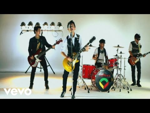 The Potter's - Falling In Love (Video Clip)