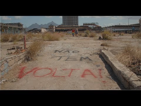 GOLPE NO TEMPO (Laura Castro) + DISTOPIA (Tom Grito) :: clipe