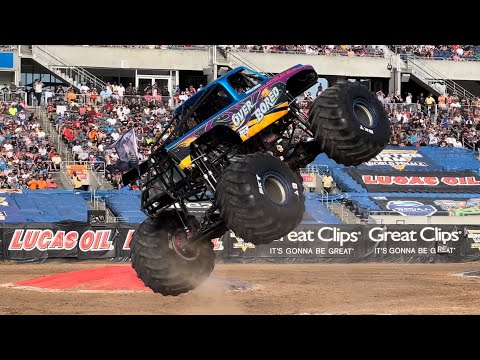 Monster Jam World Finals 21 - WOW Moments Compilation
