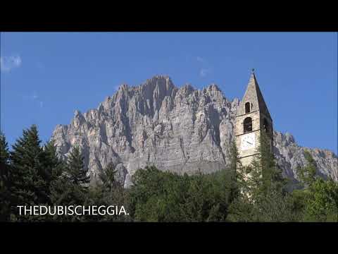 ANTICO CAMPANILE CON IL MONTE BERSAIO DI MT. 2386 A SAMBUCO IN VALLE STURA (CN) GIOV. 15 - 8 - 2019