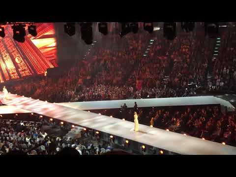 Miss Universe 2018 Evening Gown Competition (Audience View)