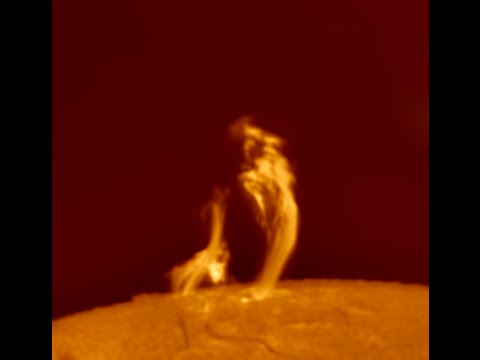 Filament eruption 09/05/15 0117 UTC