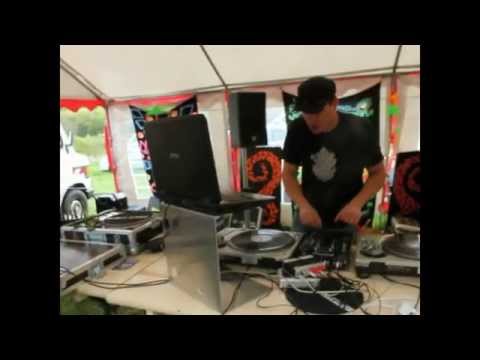 Kerdoor Dj Set @ Free Party FTK  Ver2Tek' Happy 26 04 14