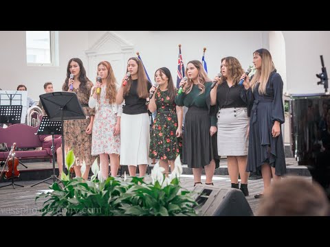 Grup Fete - E sarbatoare, e o zi mareata