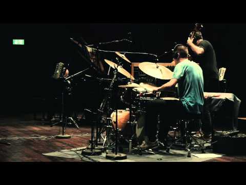 Marcin Wasilewski Trio w/ Joakim Milder – "Spark Of Life"