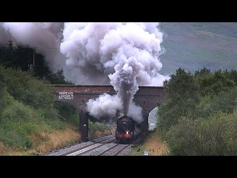 48151 Blitzes Ais Gill Summit (HD re-upload) (Settle & Carlisle Railway)