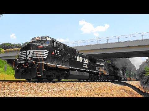 NS 230 rushes through Rex, Ga.