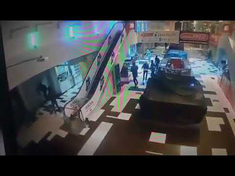 Налет на ТЦ "Кит" в Екатеринбурге