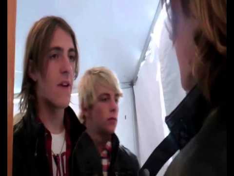 Best Friend's Brother S02E01 The Break Up And Reunion