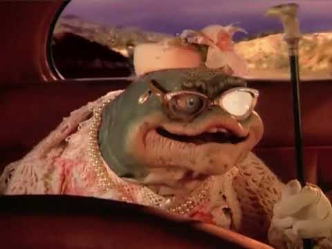Dino e Vovó Zilda brigando no carro (Família Dinossauros)
