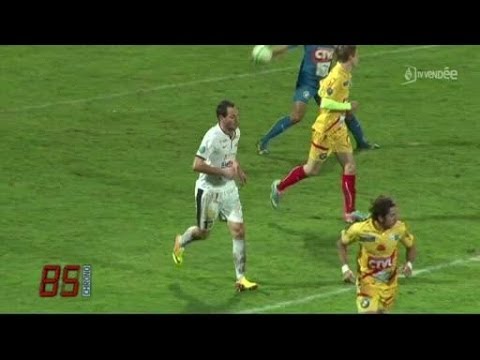 Football : Orléans - Luçon (2-1)