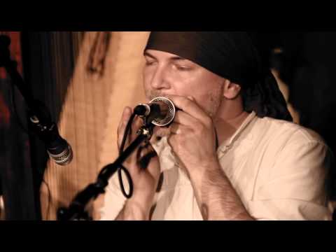 Amin Varkonyi & Alizbar & Ann'Sannat «Raising waves of hang » Набегающие волны