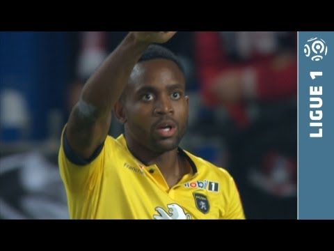 Goal Cédric BAKAMBU (12') - FC Sochaux-Montbéliard - Valenciennes FC (2-0) - 2013/2014