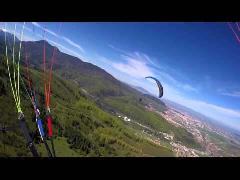 Busy skies at Bunloc | PARAGLIDING