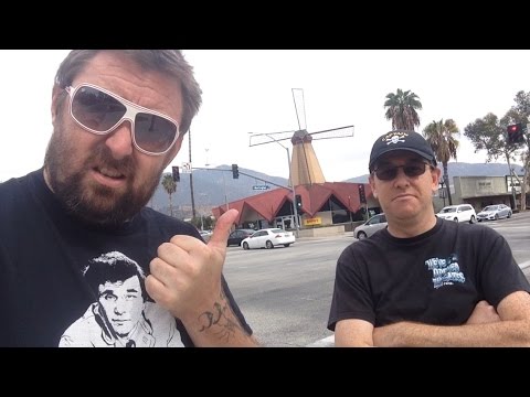 TDW 1213 - Windmill Themed Denny's Diner