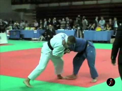italiajudo.com_Camp Ita Assoluti 2011 - Pablo Tomasetti vs Walter Facente - Finale -90 kg