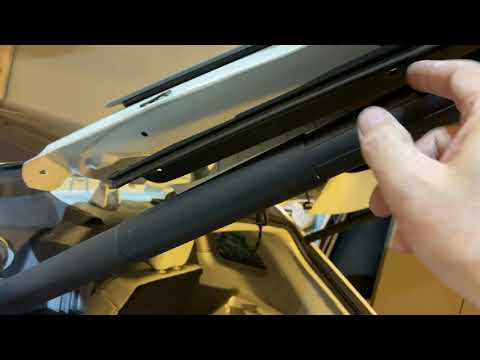 2016 Lincoln MKX rear upper third brake light replacement.